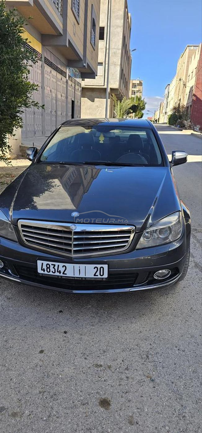 سيارة نقية بزاف كتواجد فدريوش