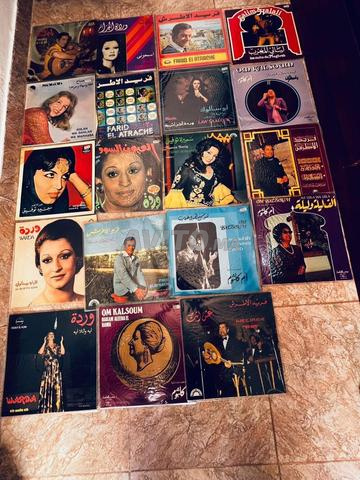 Ancien disque vinyle (Vinyl Record)