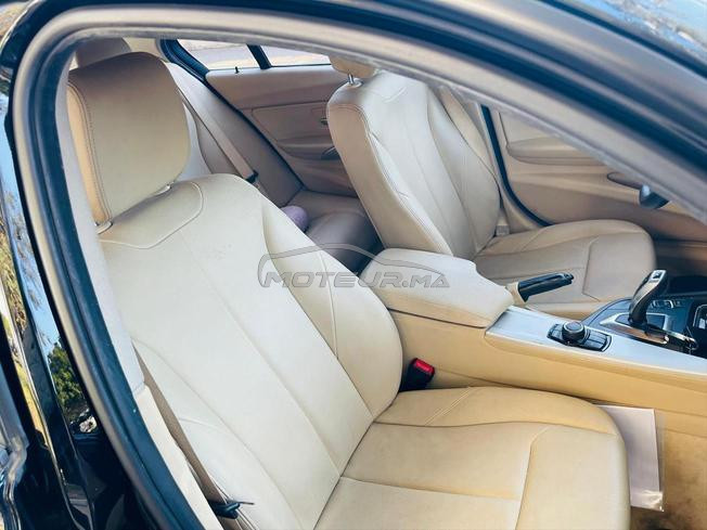 BMW serie 3 , exellent etat , fin 2015 , 