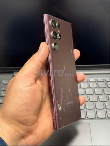 Téléphone Samsung s22ultra à vendre - 2