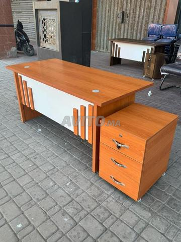 Bureaux d'accueil de fabrication locale - 2