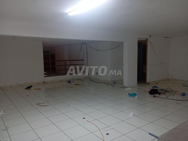 محل مجهز في حي 2 مارس 200 متر مربع - 2