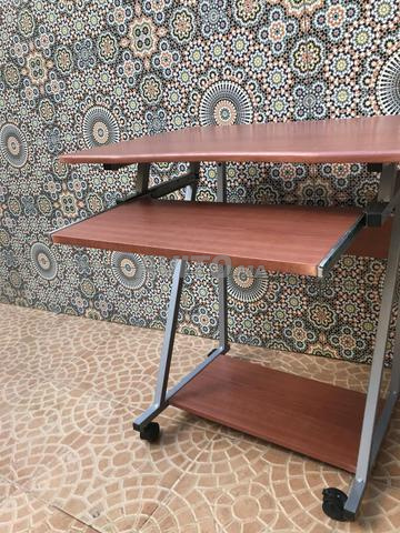 💻 Bureau / Table Informatique – Design & Pratique - 2