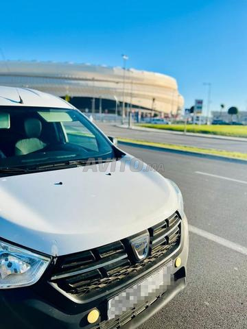 Dacia donner modèle 2021 - 2