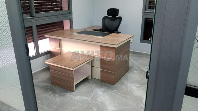 Bureau de direction luxueux — مكتب مدير فاخر - 2