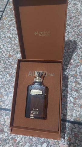 عطر عود رائع دوريجين من نخبة العود للرجال و النساء