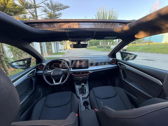 Seat Ibiza FR  Diesel Manuelle 2022 à Larache - 2