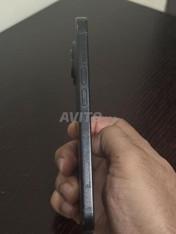 iphone 15 en bon état 