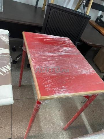 Table tub carré les chaises table semi métallique  - 2