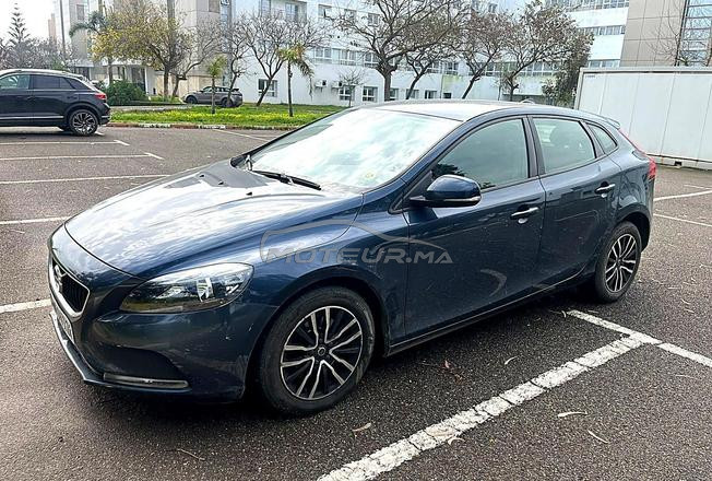 Volvo V40 D2 – 2018 – Très bon état