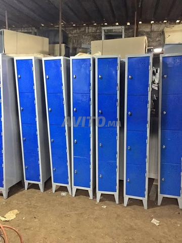 Vestiaire solide  avec plusieurs compartiments - 2