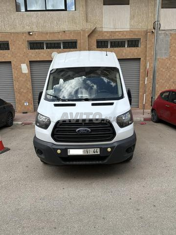 Ford Transit 3 panneaux Diesel 2018 à Tétouan - 2