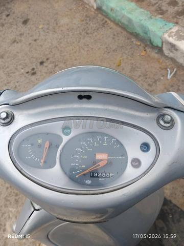 scooter Aprilia  - 2