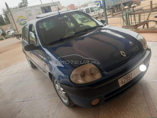 Renault Clio Essence Manuelle 1999 à Béni Mellal