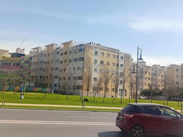 شقة فارغة للكراء زموري 3 - 2