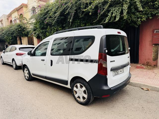 DACIA DOKKER (6 Porte / Clim) - 2