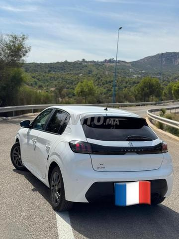 peugeot 208 model 2022 - 2