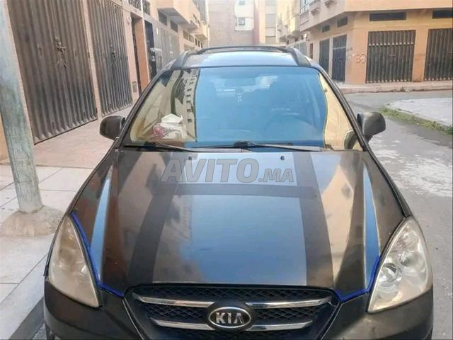 سيارات للبيع في حالة جيدة kia carens 2008  - 2