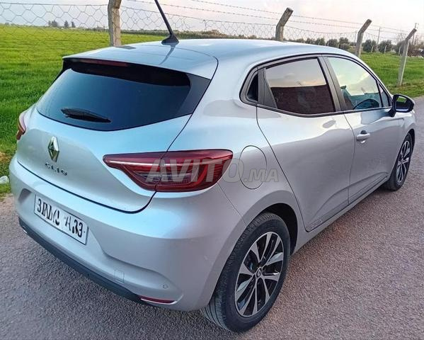 Renault clio5 explore 2022 - 2