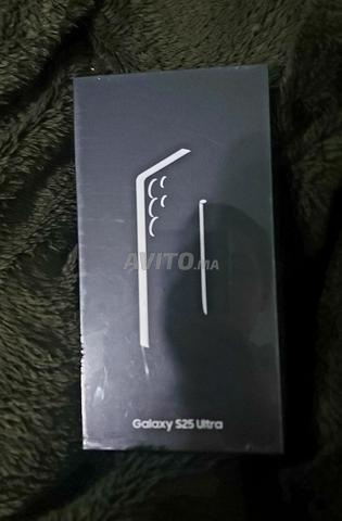 Samsung Galaxy S25 Ultra 256 Go – Neuf  - 2