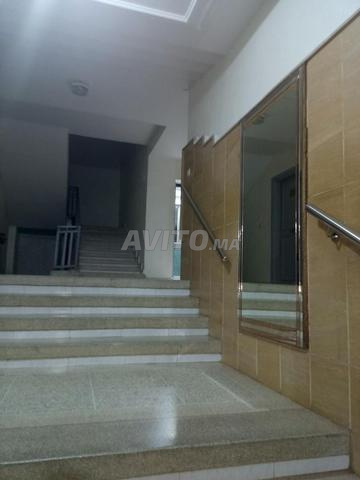 Studio meublé au place de flerance