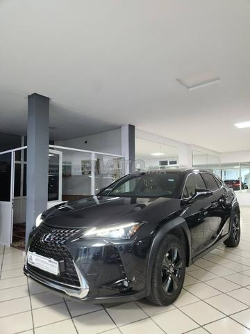Lexus UX 2024  première main 