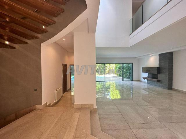 Une top villa en Loc Ain Diab jardin piscine