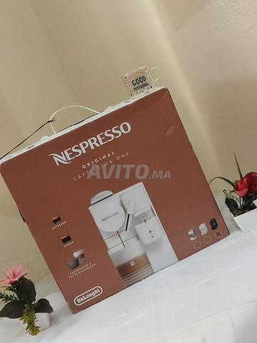 Machine a café Nespresso one Neuf Jamais utilisé  - 2