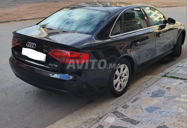 Audi a4 modèle 2011 8cv diezel automatique  - 2