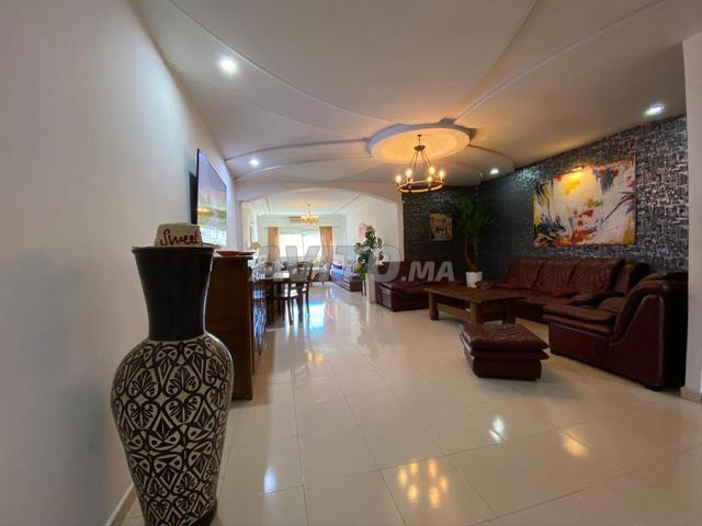 Bienvenue chez vous, Mar7ba bikoum f Darkoum - 2