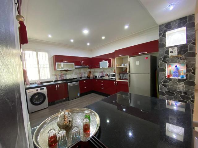 Bienvenue chez vous, Mar7ba bikoum f Darkoum