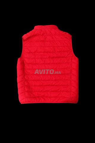 Gilet rouge neuf de chez lefties - 2