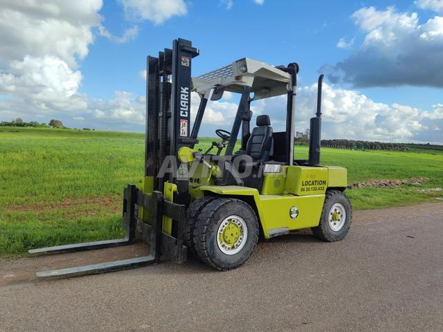 clark  chariot élévateur  - 2