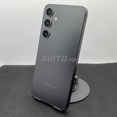 Samsung S24  - 2