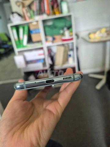 Samsung S20 FE 5G  - 2