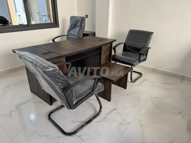 مكتب عملي وأنيق للعمل أو الدراسة - 2