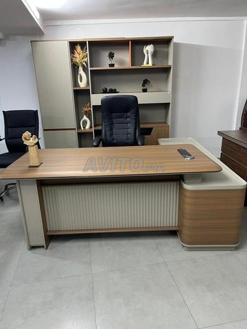Bureaux de luxe importés - 2