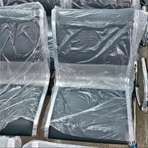 Banquette de réception disponible à bon prix - 2