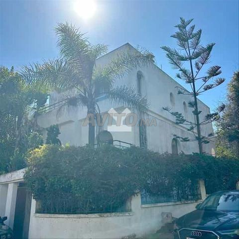178275-Vente Villa à Casablanca Ain Diab de 270 m²