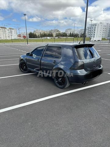 فولكس فاجن غولف 4 ديزل يدوي 2003 في طنجة - 2