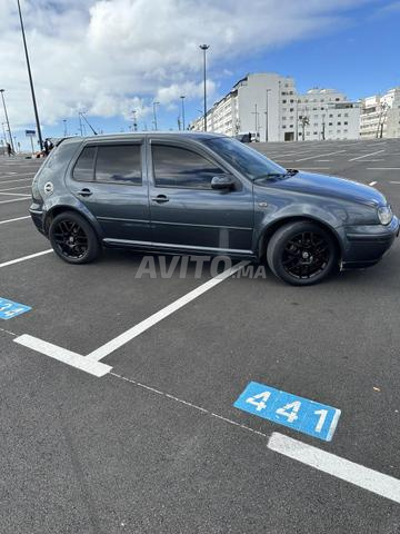 Volkswagen Golf 4 Diesel Manuel 2003 à Tanger - 2