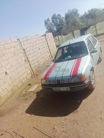 Peugeot 205 modèle 86 dédouanée 97 moteur junior en bon état - 2