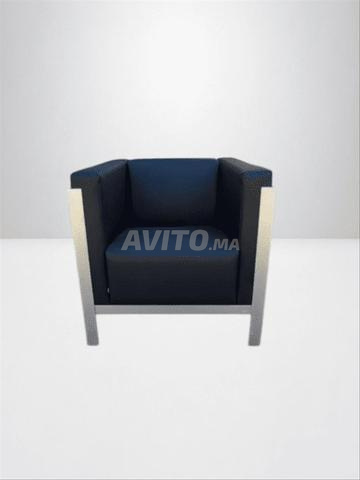 Fauteuil Tasso par Klöber en cuir noir & Acier