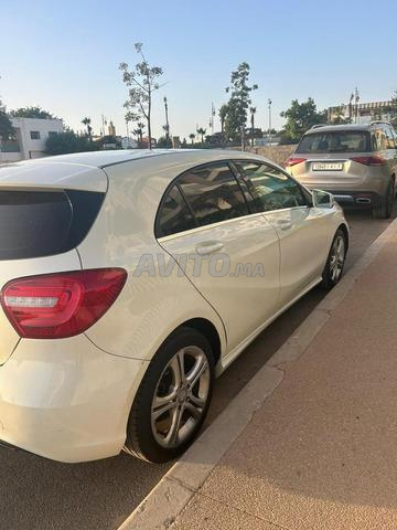 مرسيدس بنز 180 ديزل أوتوماتيكية 2015 في الرباط - 2