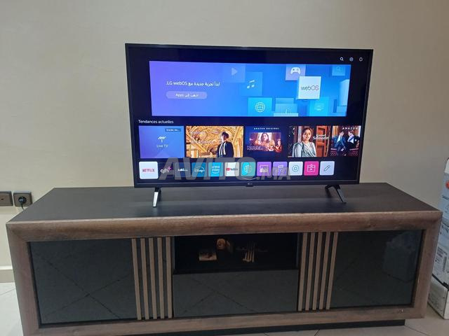 LG Smart 43 - 2