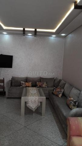 شقة مفروشة/للبنات/3 غرف/معاريف سنتر