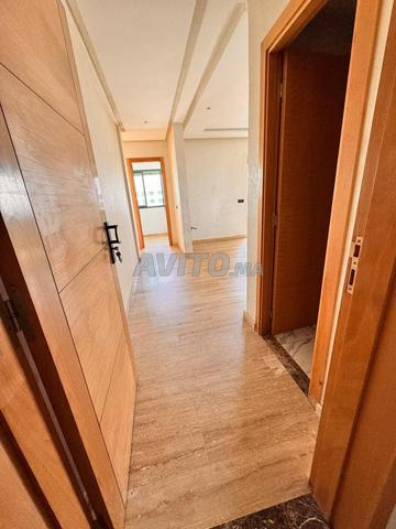 Location Studio Vide Neuf Cuisine Séparée