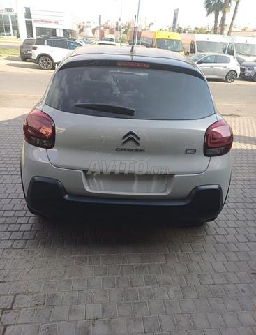 تأجير سيارات مطار المنارة كيش - 2