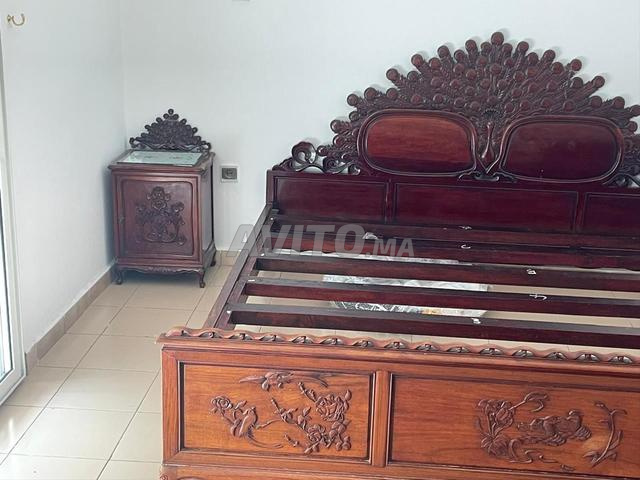 Grand lit chinois et 2 tables de nuit - 2