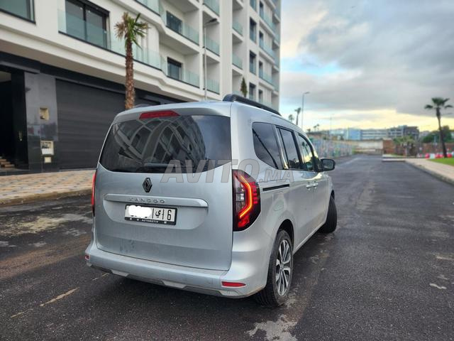 رونو كانجو تكنو أوتوماتيك 15 ألف